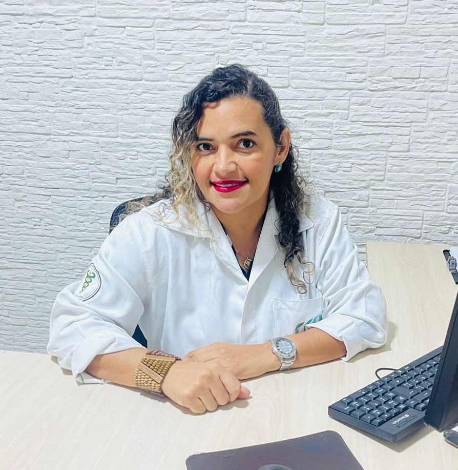 Dra. Tais de Souza